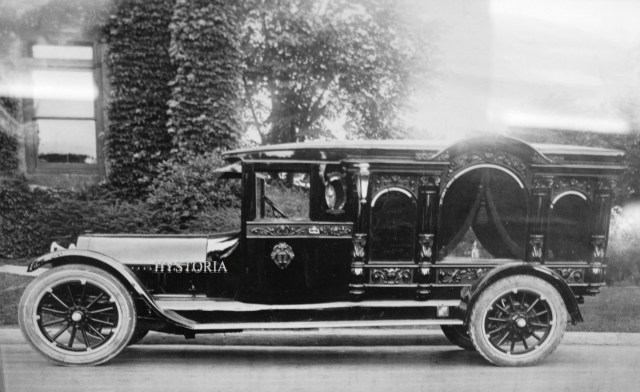 hearse_TruscottDwyer_Hamilton Ontario